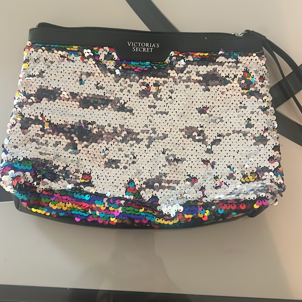 Victoria Secret Bag - Picture 4 of 4